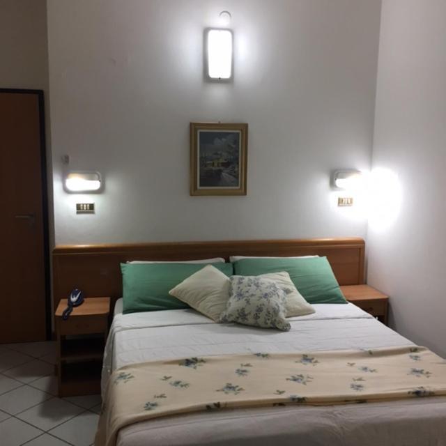 Hotel Venezia San Mauro Mare Bagian luar foto
